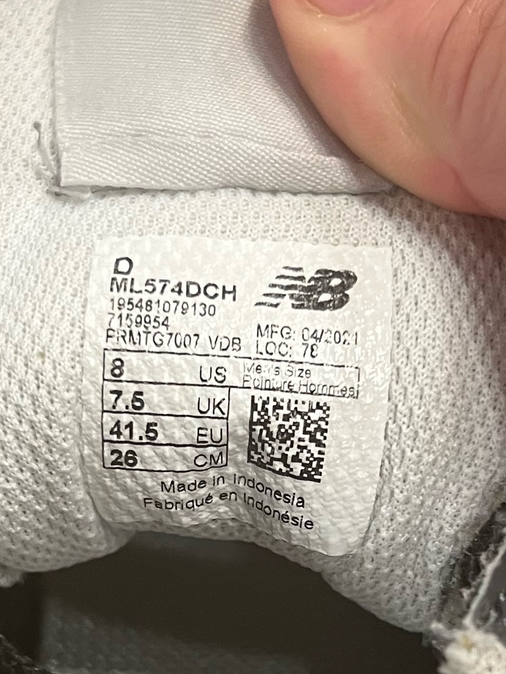 New Balance 574 Men's Gray and Black Casual Sneakers - Picture 4 of 9